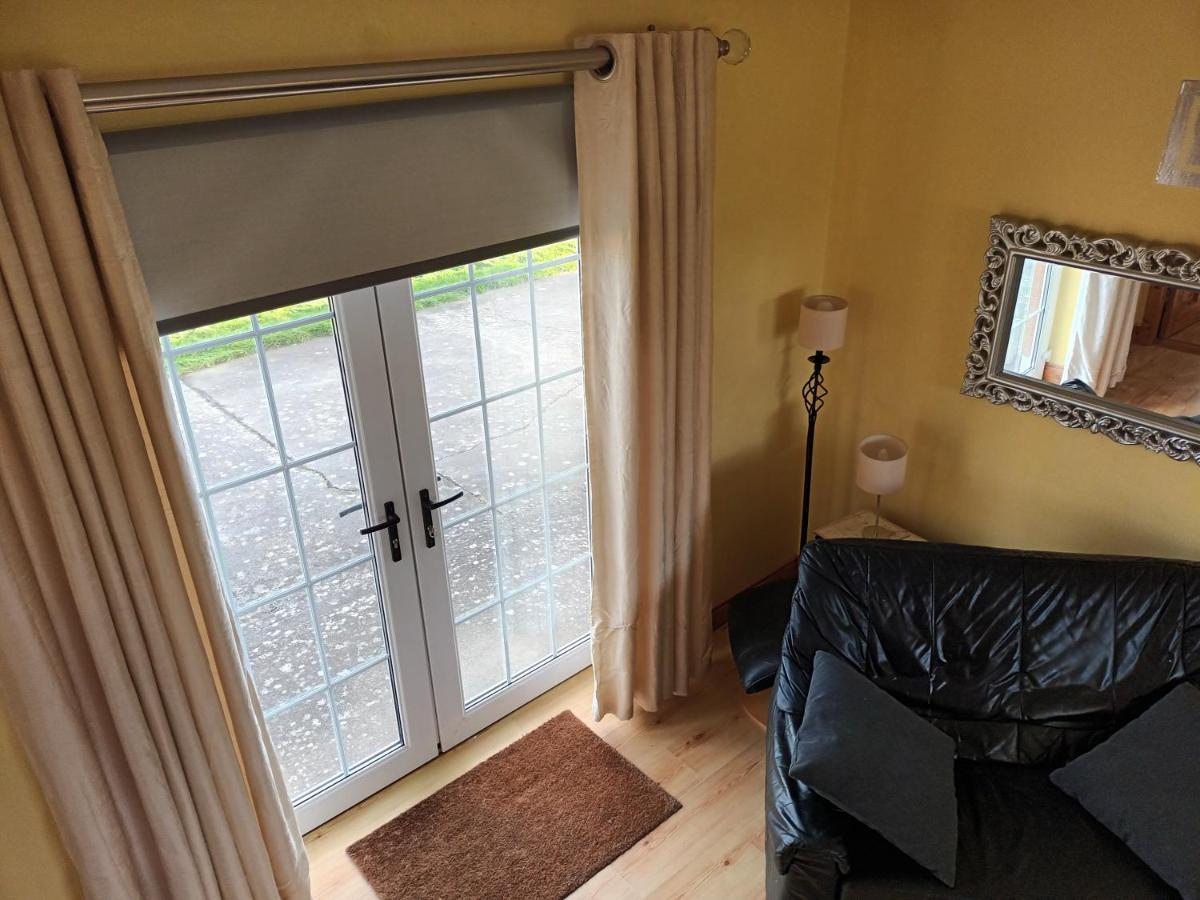 Rathgillen Mews Villa Nobber Exteriör bild